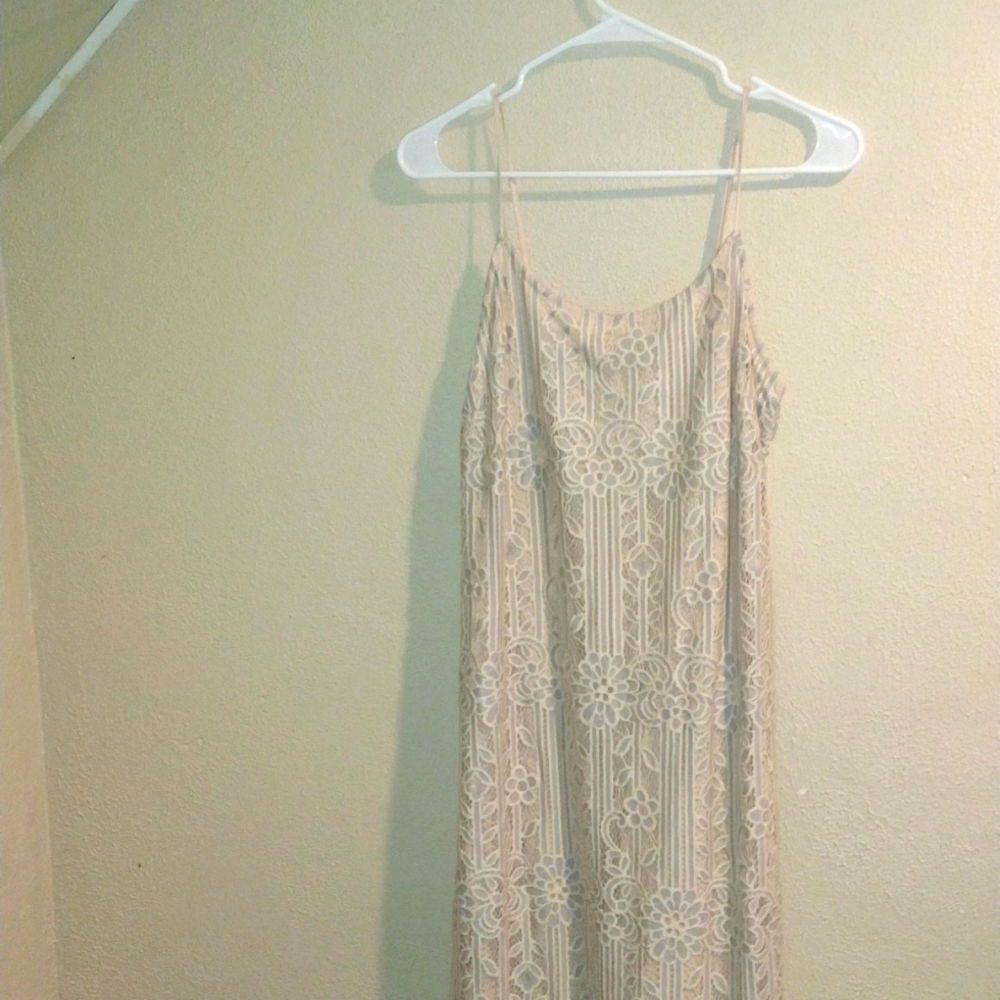 Boho Lace Gray and Cream Midi eri + ali Anthropologie Dress XS